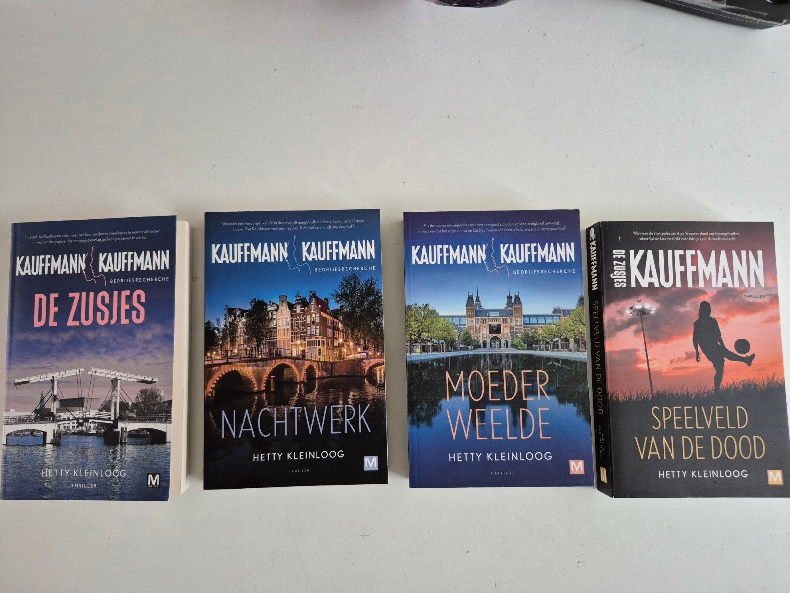 Kauffmann & Kauffmann serie - Hetty Kleinloog (4 boeken), Ophalen of Verzenden, Zo goed als nieuw, Hetty Kleinloog, Nederland