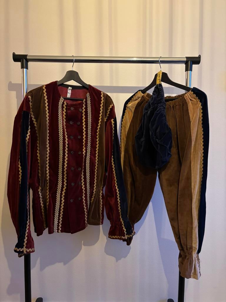 TE KOOP: Handgemaakt pietenpak - maat L, Verzenden, Gebruikt