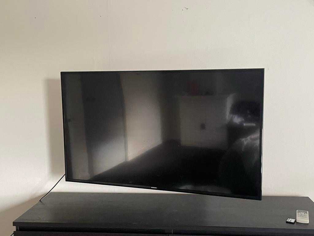 Samsung TV  inclusief muurbeugel, Ophalen, 50 Hz, Samsung, 100 cm of meer
