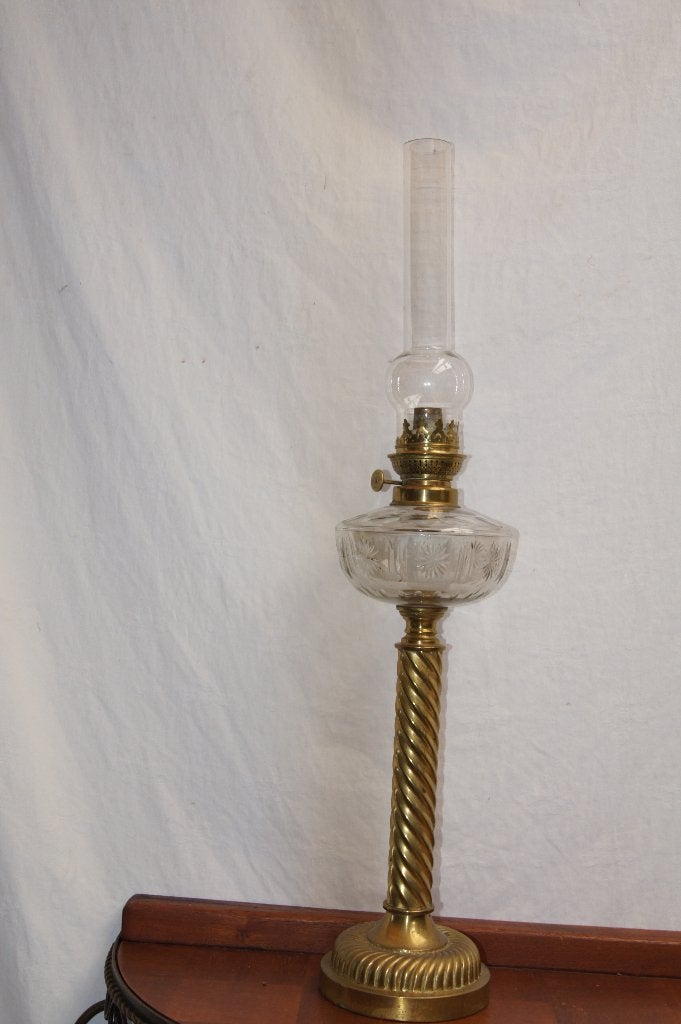 Petroleumlamp ( Staand, Antiek en Kunst, Antiek | Lampen, Ophalen of Verzenden
