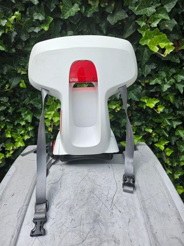 Polisport Guppy kinderzitje, Ophalen