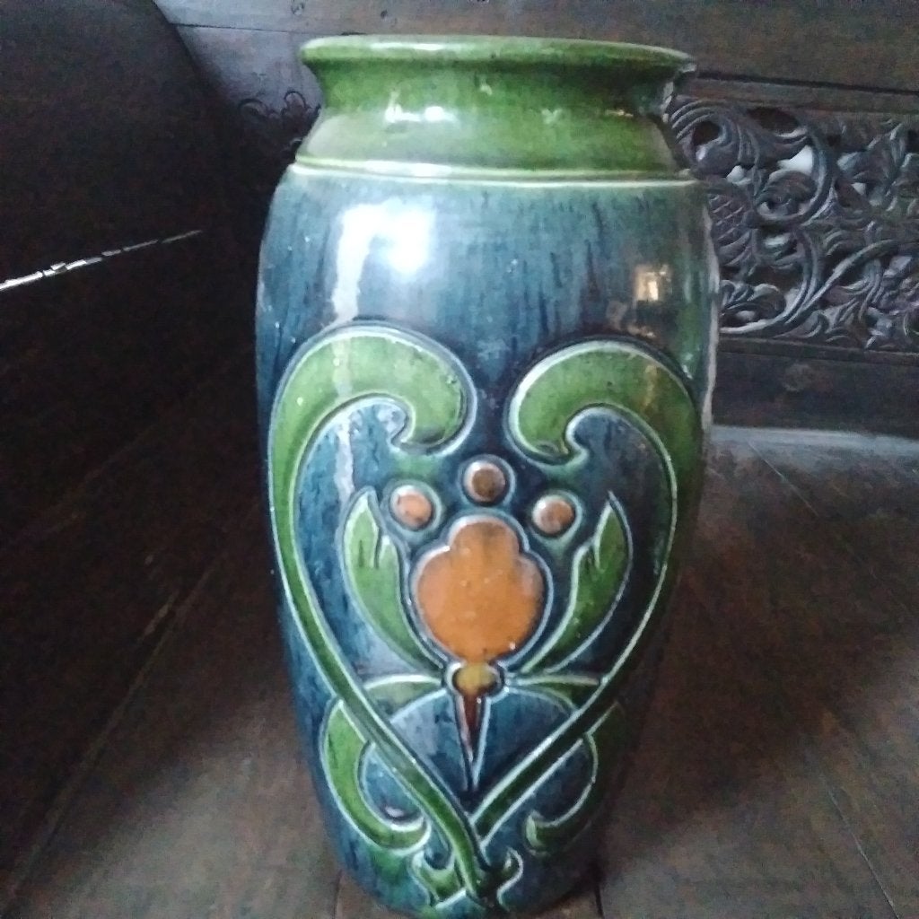 Art Nouveau Torhoutse aardewerk, Verzenden