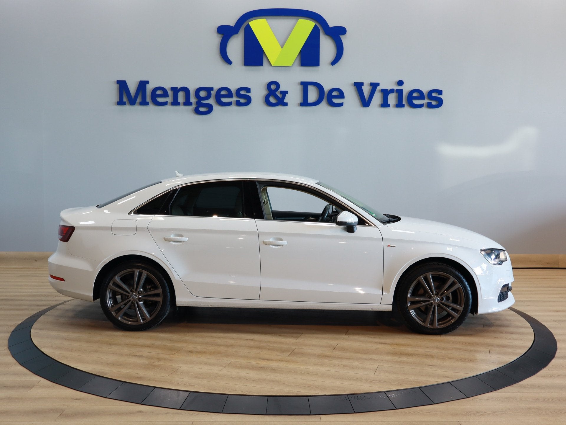 Audi A3 Limousine 1.4 TFSI CoD Ambiente Pro Line Airco ECC |, Auto's, Audi, Voorwielaandrijving, 12 maanden, Gebruikt, 4 cilinders
