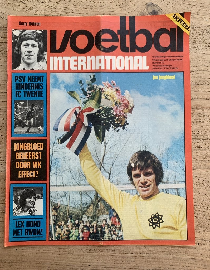 Voetbal International VI Div. tijdschriften uit 1975 / €3,-, Verzamelen, Ophalen of Verzenden, Zo goed als nieuw, F.C. Twente