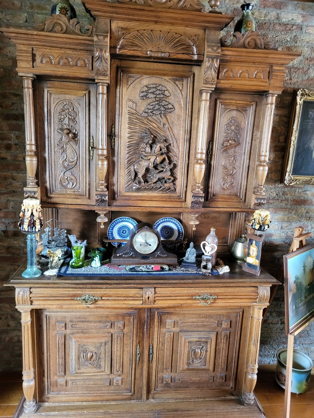 Antiek Eiken Dressoir met Rijkelijk Snijwerk weg is weg, Ophalen of Verzenden