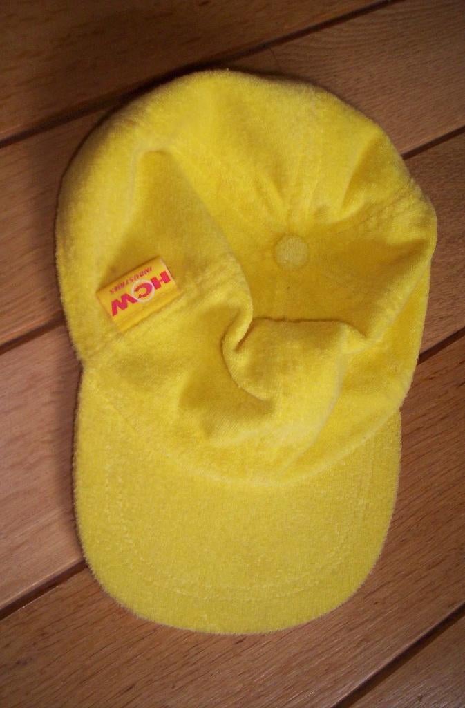 Pet cap geel maat 54, Kinderen en Baby's, Ophalen of Verzenden, Jongen of Meisje, Pet