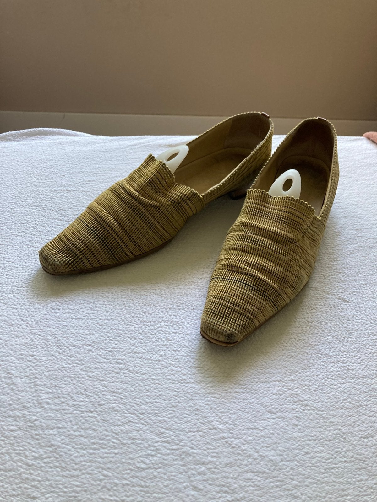 Mosterdgele lage schoenen, maat 42, Kleding | Dames, Overige kleuren, Gedragen, Sandalen of Muiltjes, Ophalen of Verzenden