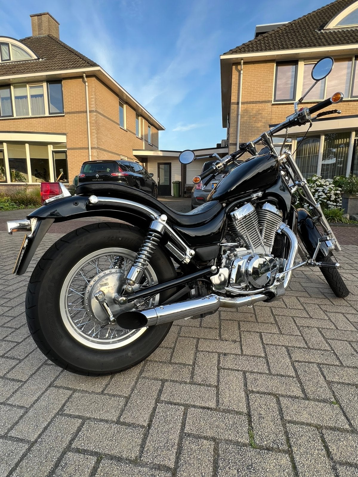 Suzuki Intruder VS 600 chopper, Motoren, Motoren | Suzuki, 598 cc, 2 cilinders, Sportuitlaat, Chopper