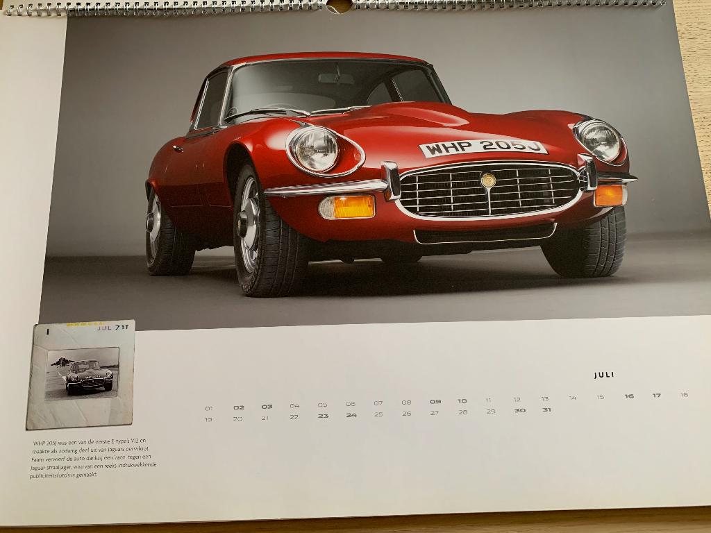 Jaguar E type kalender 2011 60x42 cm, Boeken, Auto's | Folders en Tijdschriften, Ophalen, Zo goed als nieuw, Overige merken