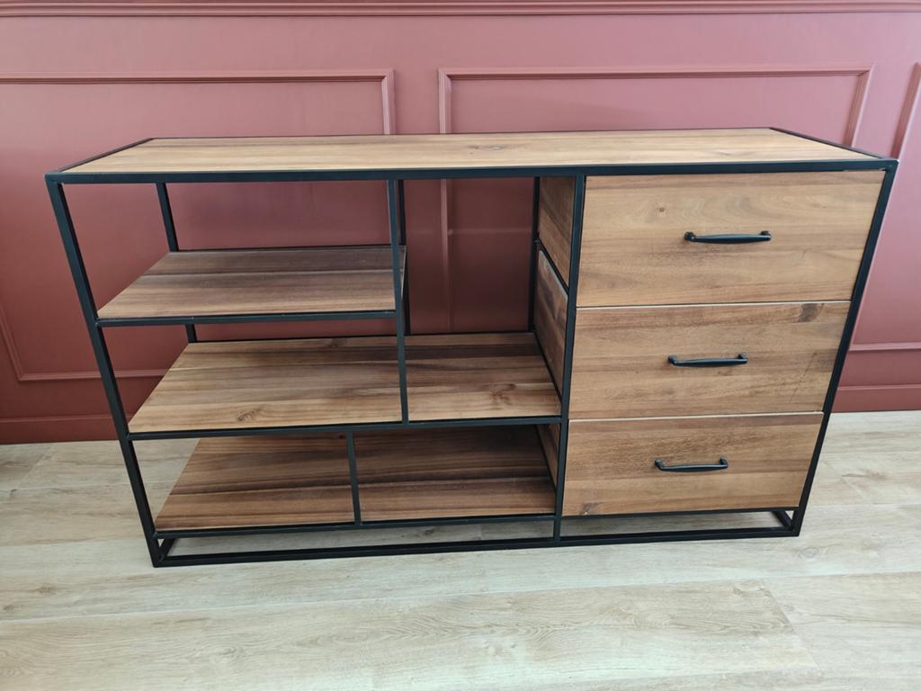 Dressoir, Met plank(en), 100 tot 150 cm, Zo goed als nieuw, Industrieel