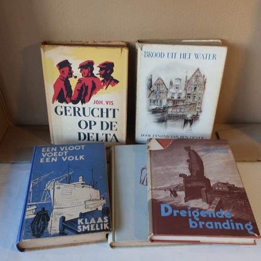 Boeken o.a Mia Bruyn Ouwehand Dreigende branding springvloed, Boeken, Ophalen of Verzenden, Gelezen