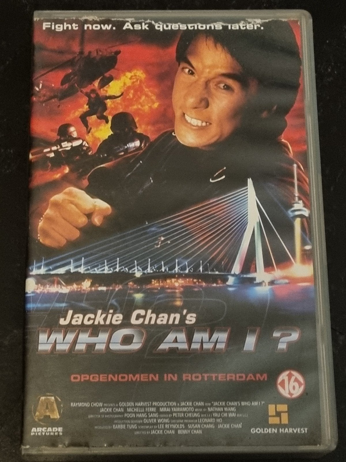 Jackie Chan's Who Am I? VHS - Actie en Avontuur, Nederlands ondertiteld, Gebruikt, Vanaf 16 jaar, Ophalen of Verzenden
