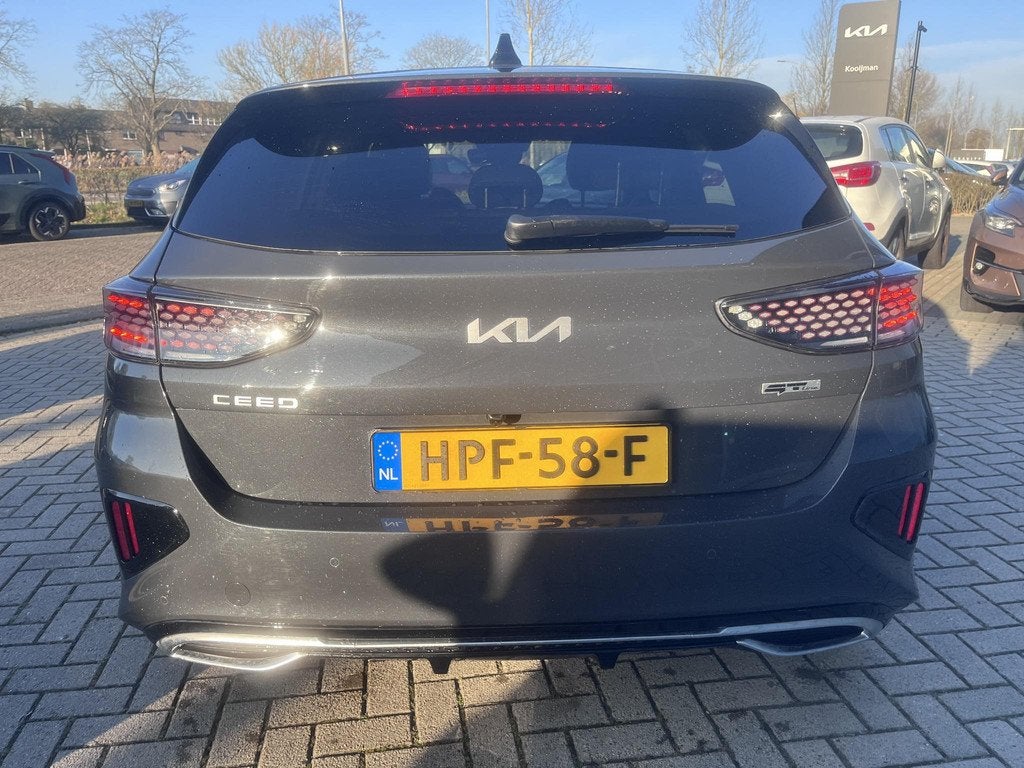 Kia Ceed 1.5 T-GDi GT-PlusLine JBL|Lmv|Nav|Camera|Schuifkant, Auto's, Kia, Adaptive Cruise Control, Gebruikt, Euro 6, 4 cilinders