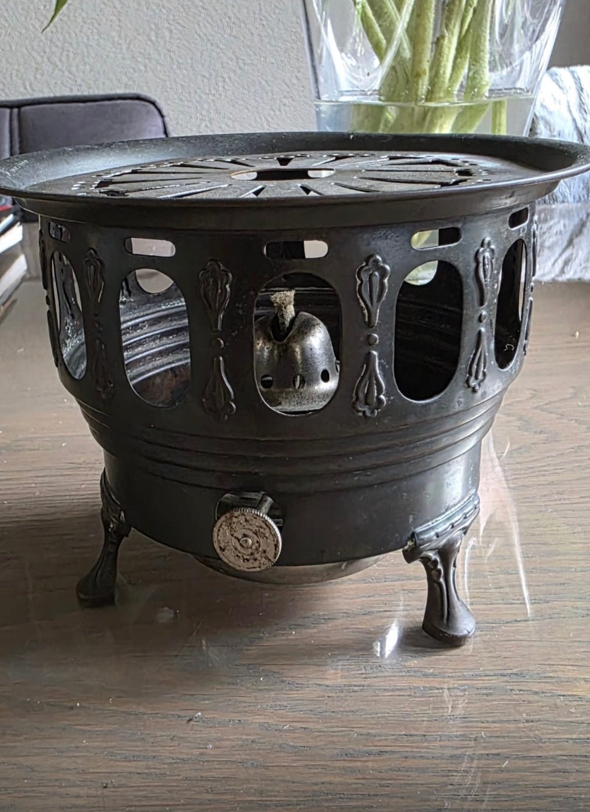 Antieke warmhouder/ theelichtje, Ophalen