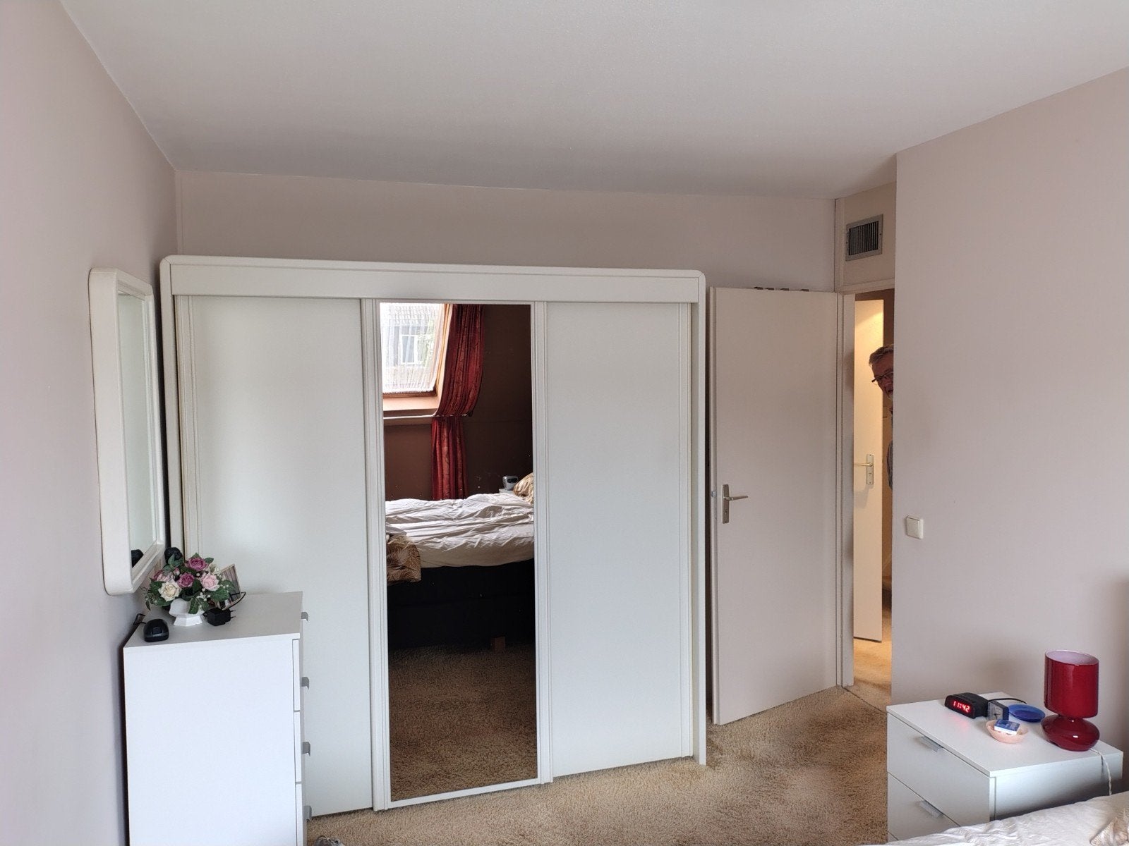 Kledingkast met hang- en leggedeelte in zeer goede staat. al, Ophalen, Overige materialen, 200 cm of meer, Met plank(en)