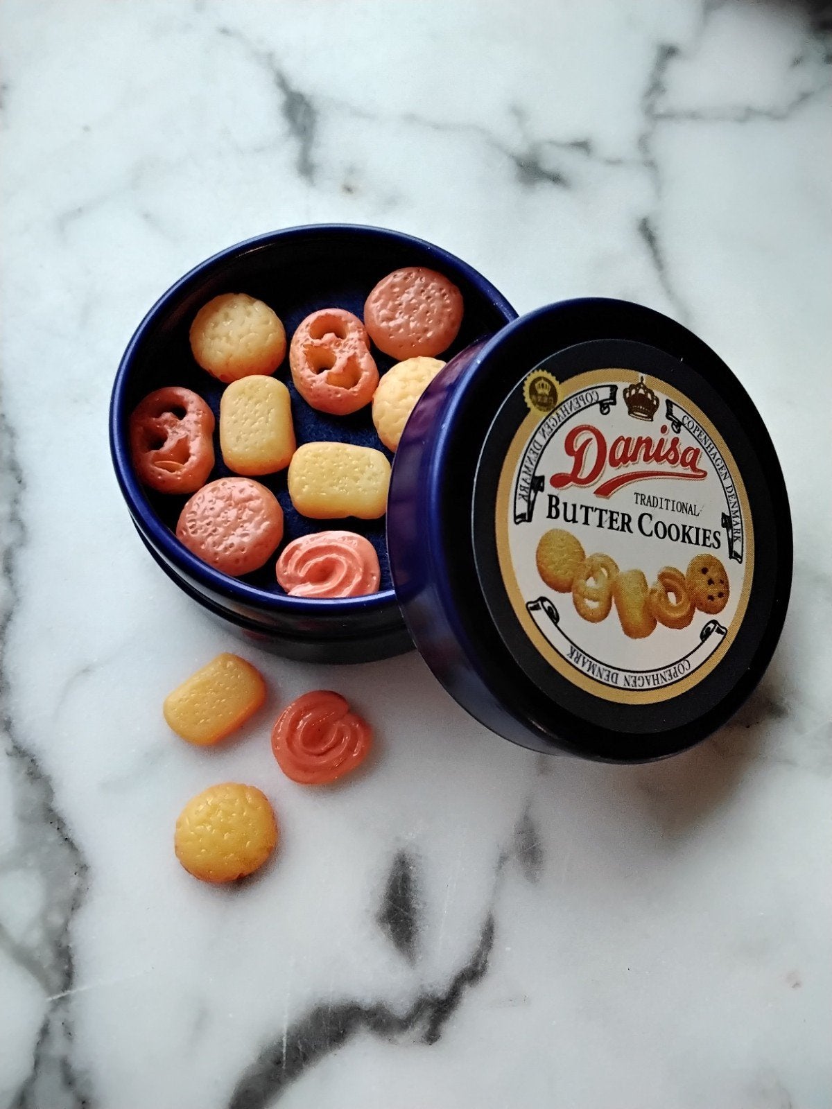 mini koektrommel blik Deense boter koekjes muizenhuis, Verzamelen, Verzenden, Nieuw, Gebruiksvoorwerp