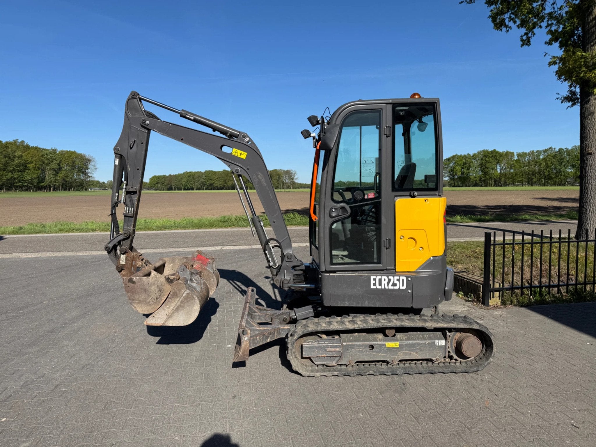 Volvo ECR25D (bj 2023), Graafmachine