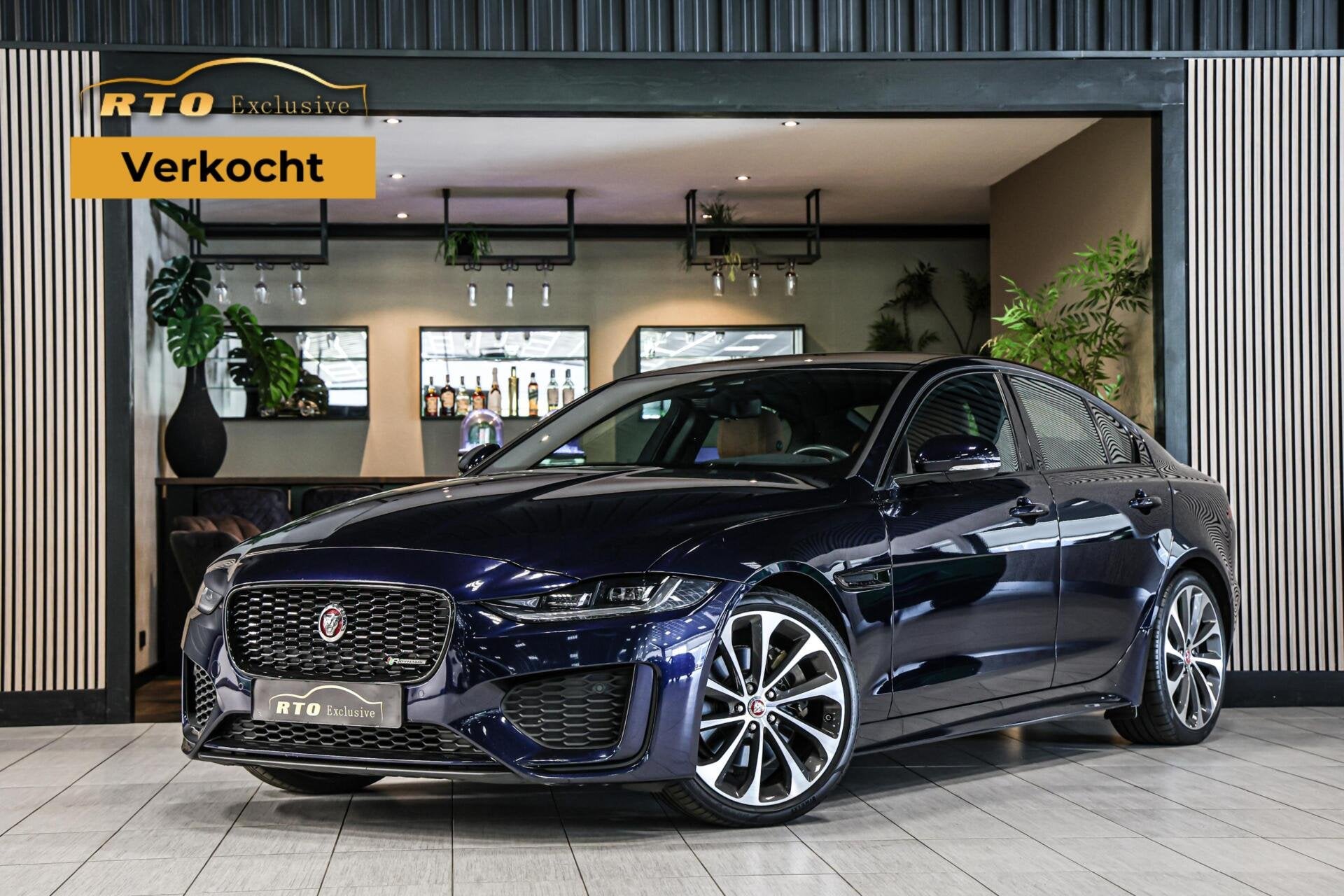 Jaguar XE 2.0 P250 R-Dynamic HSE NAVI LEER CAMERA CARPLAY., Auto's, Jaguar, Achterwielaandrijving, Euro 6, 4 cilinders, Met garantie (alle)