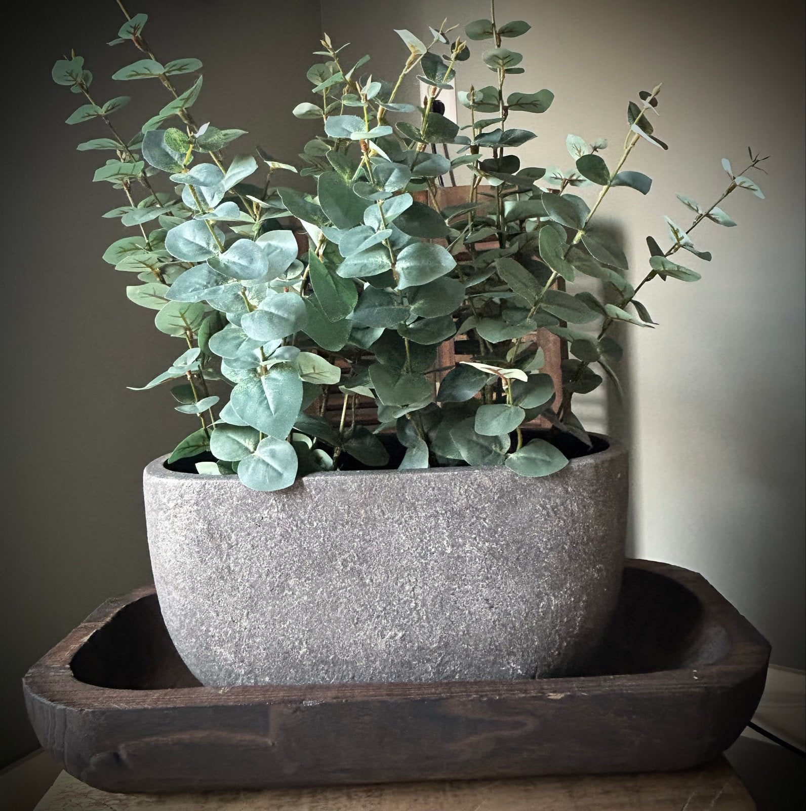 Decoratieve set: houten trog, stenen pot & kunstplanten, Hout, Gebruikt, Meerkleurig, Ophalen of Verzenden