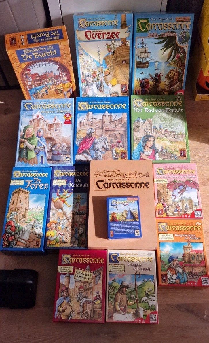 Carcassonne en Uitbreidingen - Diverse sets 13 +probeer set, Een of twee spelers, Ophalen, Zo goed als nieuw, 999 Games