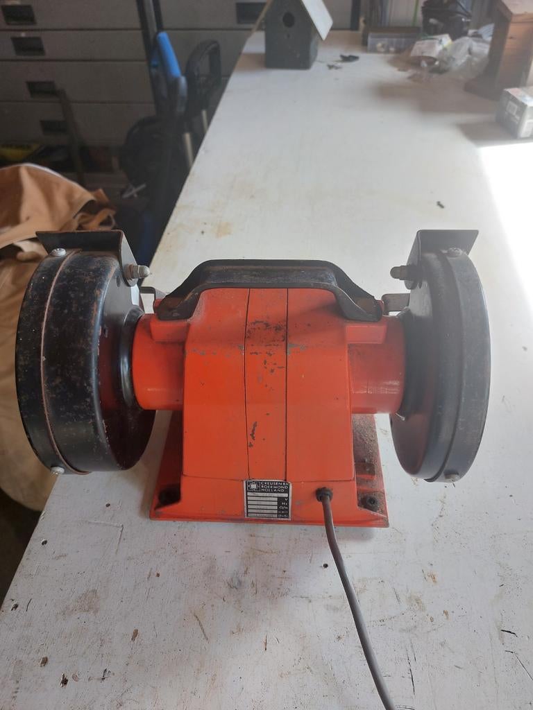 Gereedschap, Doe-het-zelf en Verbouw, Gereedschap | Slijpmachines, Ophalen of Verzenden, Minder dan 700 watt, Werkbankslijpmachine