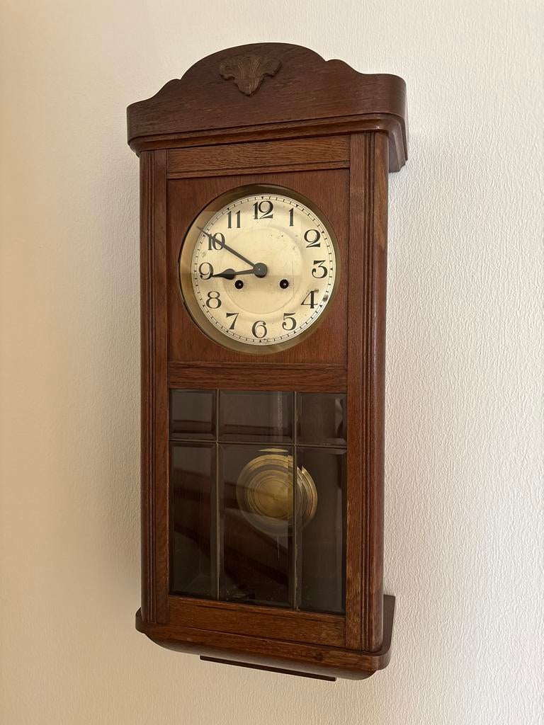 Antieke houten wandklok met slinger, Antiek en Kunst, Antiek | Klokken, Ophalen