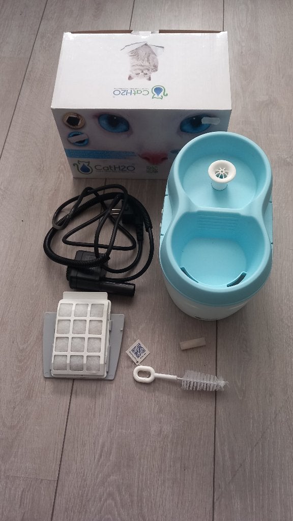 Drinkfontein cat H2O, Ophalen, Zo goed als nieuw