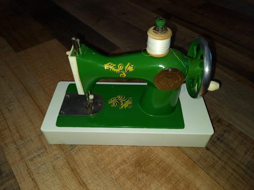 Vintage Groene Naaimachine - Decoratief Model, Ophalen of Verzenden