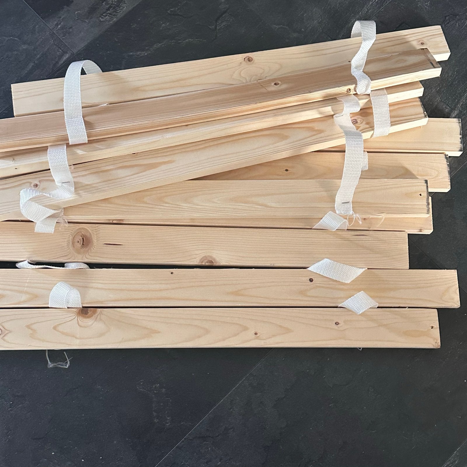 Twee lattenbodems 70x200 cm - Zo goed als nieuw, Ophalen, Zo goed als nieuw, 200 cm, Hout