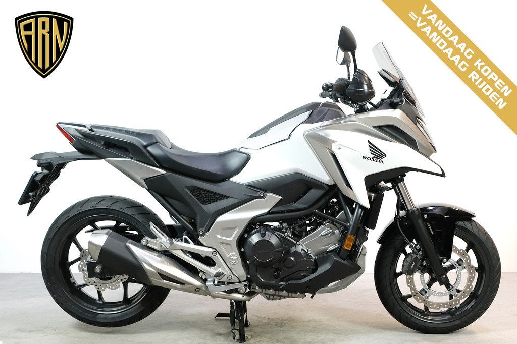 Honda NC 750 X (bj 2021), Motoren, 745 cc, Bedrijf, Meer dan 35 kW, Toermotor