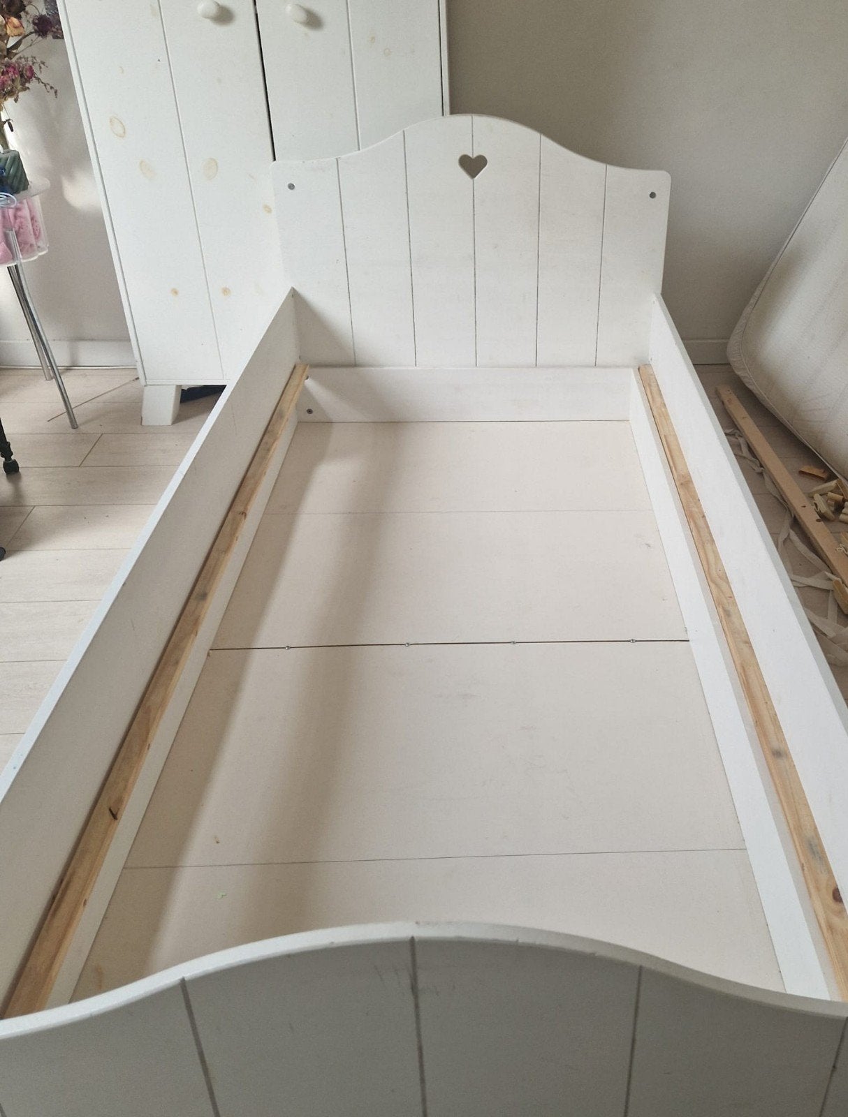 Gratis bed met bedlade en kast, Ophalen, Gebruikt, 90 cm, Eenpersoons