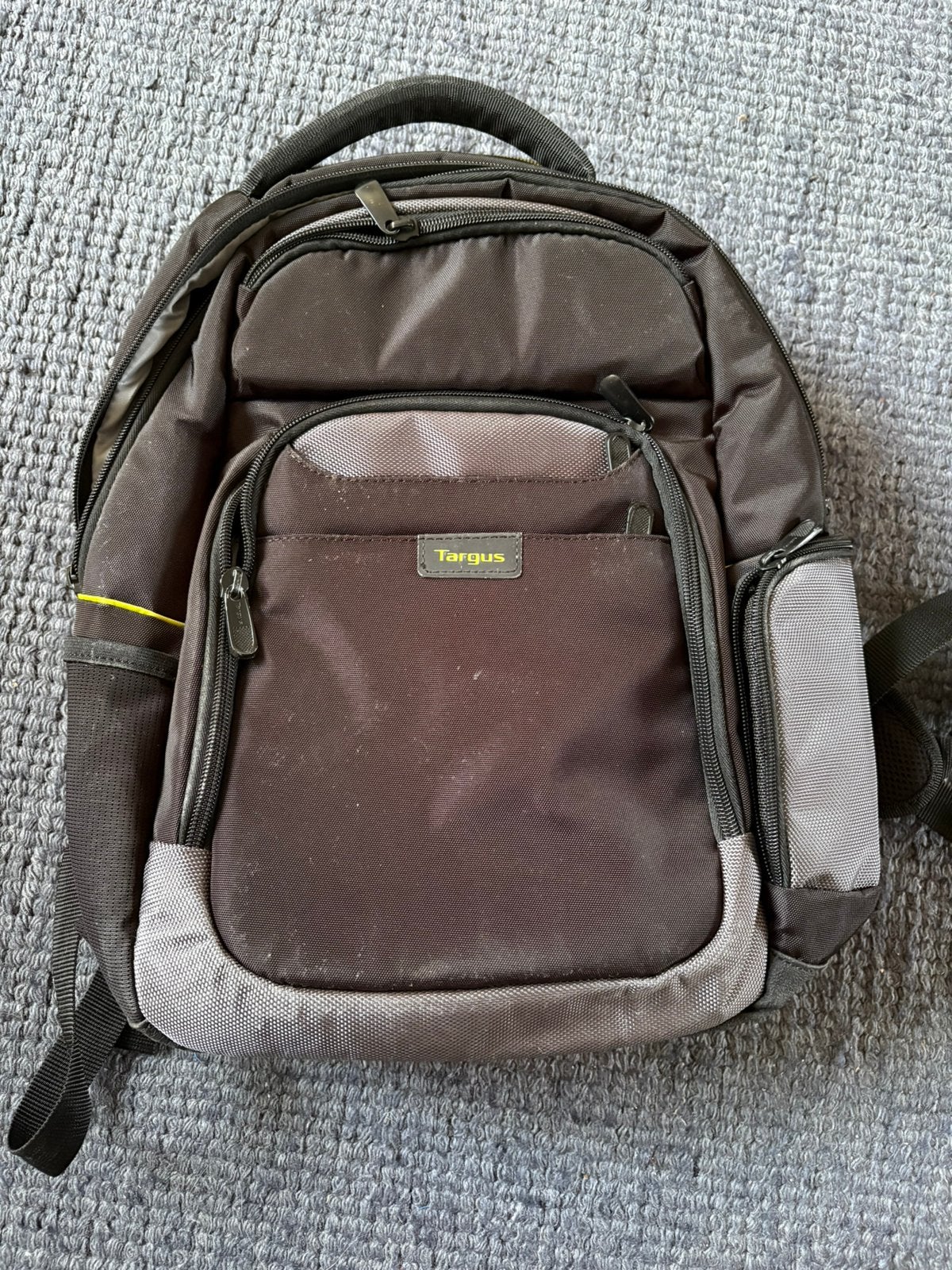 Targus laptoptas rugtas, Computers en Software, Laptoptassen, 15 inch, Ophalen of Verzenden, Zo goed als nieuw, Targus