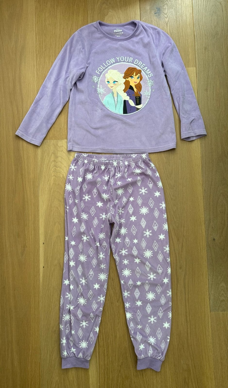 Primark Frozen pyjama set lila - Elsa en Anna - Maat 128, Kinderen en Baby's, Ophalen of Verzenden, Gebruikt, Meisje