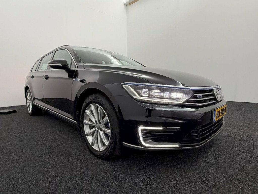 Volkswagen Passat Variant 1.4 TSI GTE Highline 40km Accubere, Auto's, Volkswagen, Gebruikt, Zwart, Hybride Elektrisch/Benzine