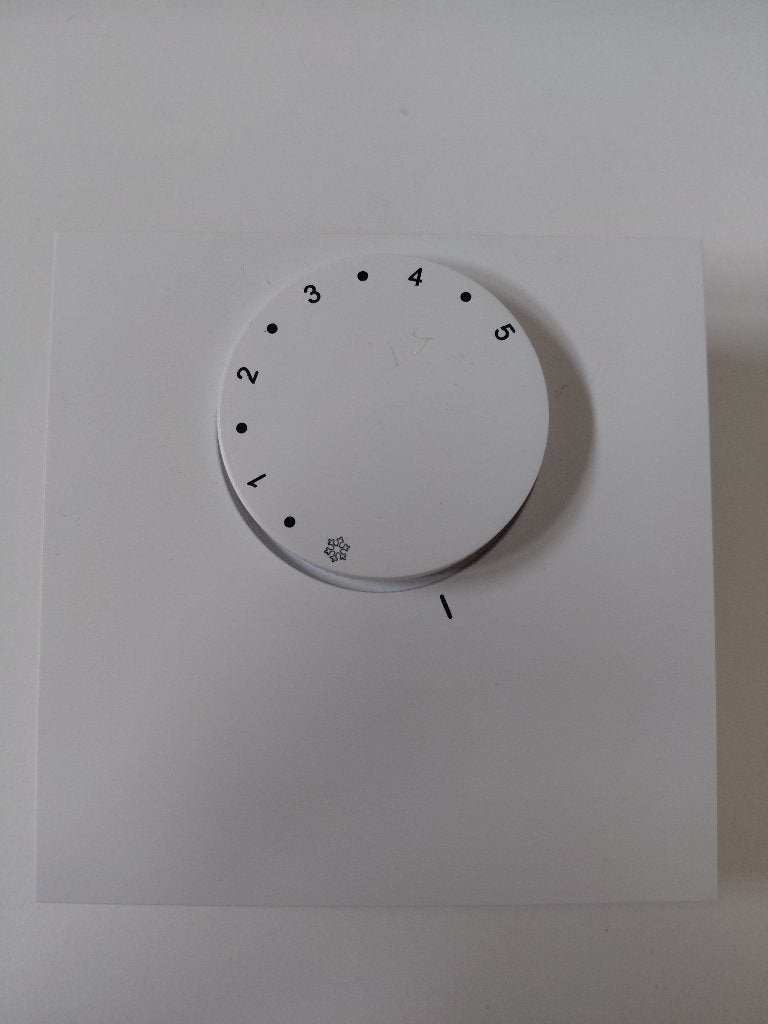 THERMOSTAAT VLOERVERWARMING, Doe-het-zelf en Verbouw, Thermostaten, Ophalen of Verzenden, Zo goed als nieuw