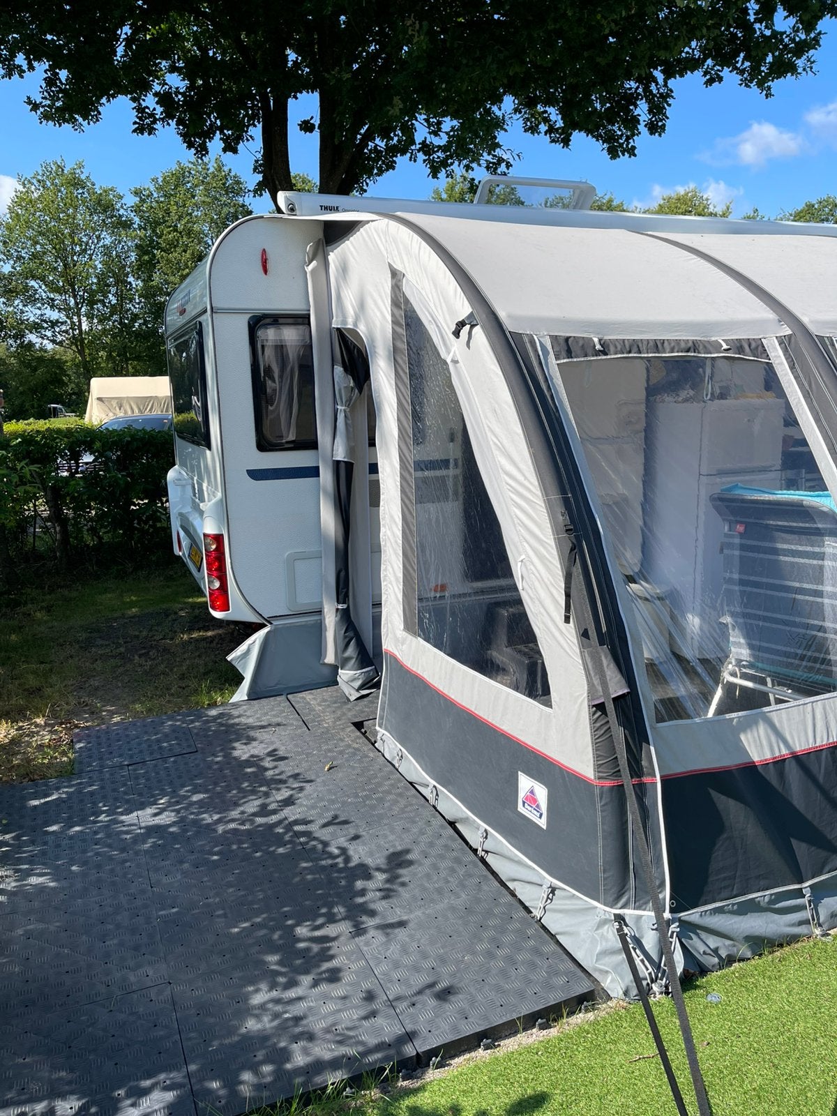 Leigro voortent tegels 64 stuks, Caravans en Kamperen, Voortenten en Luifels, Ophalen, Zo goed als nieuw
