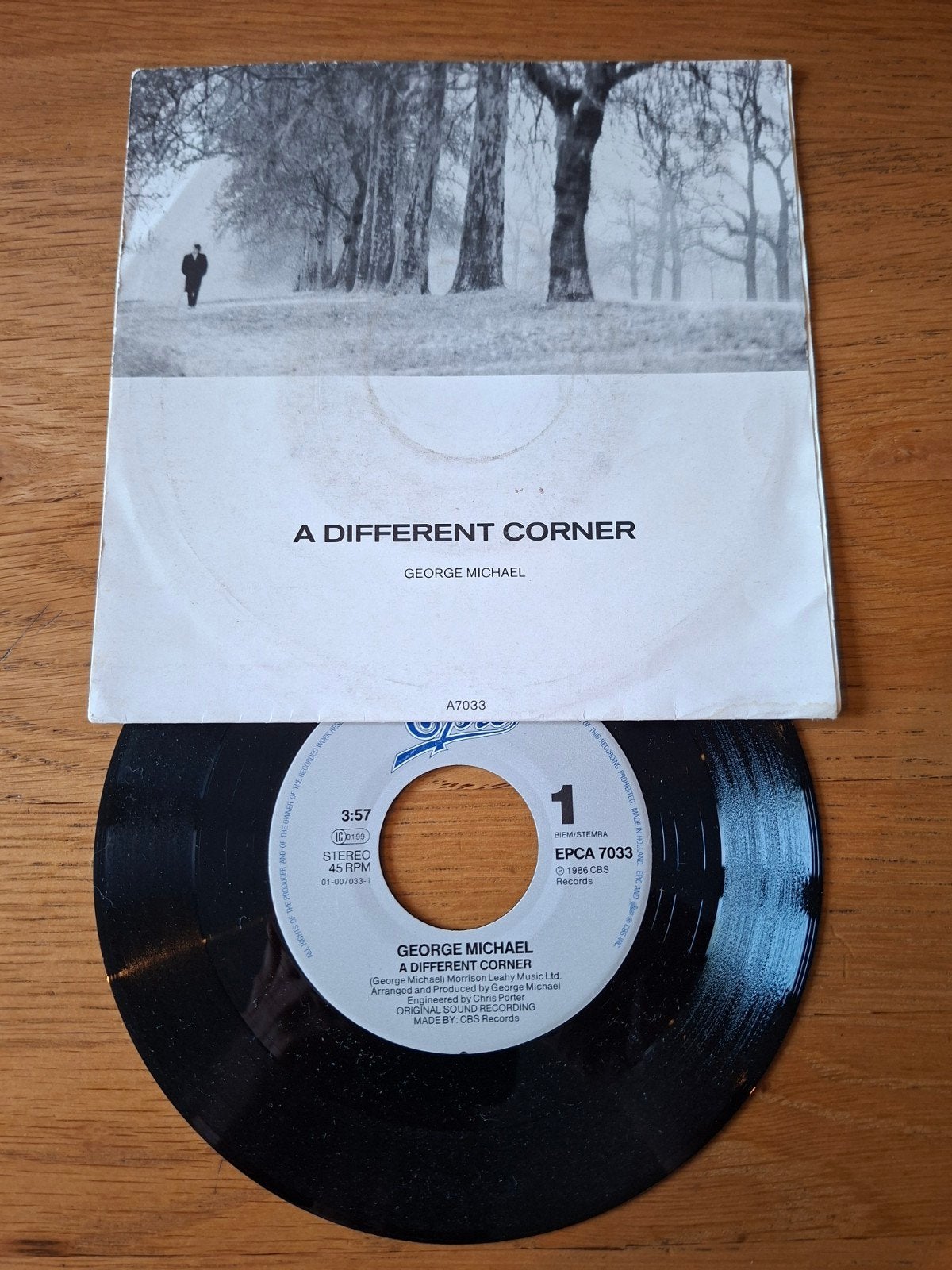 George Michael - A Different Corner (7 inch vinyl single), Cd's en Dvd's, Vinyl Singles, Gebruikt, 7 inch, Ophalen of Verzenden