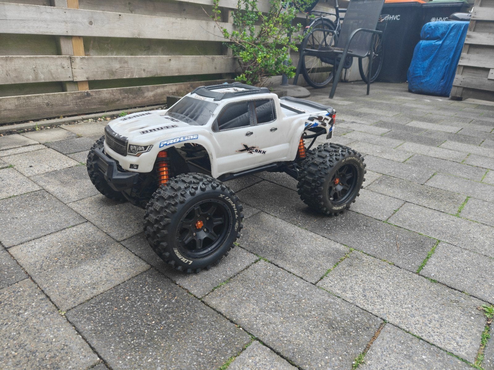 Traxxas X-Maxx 8s hobbywing max6 + 4 accu's en lader, Gebruikt, Auto offroad, RTR (Ready to Run), Overige schalen