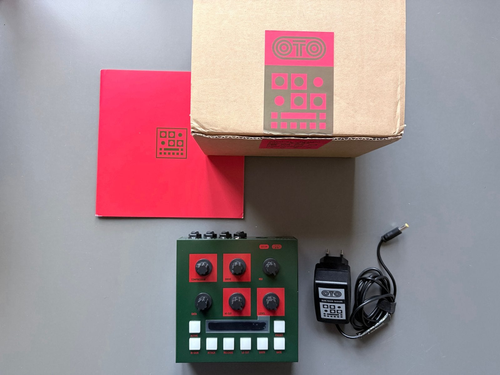 OTO Boum - Analoge Stereo Compressor, Distortion, Filter, Ophalen of Verzenden, Zo goed als nieuw, Distortion, Overdrive of Fuzz