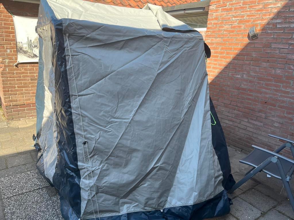 Schuur tent met grondzeil en pennen, Caravans en Kamperen, Tenten, Ophalen of Verzenden, Gebruikt