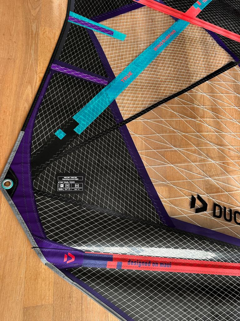 Duotone Super Hero HD 3.7 2025, Watersport en Boten, Gebruikt, 3.5 tot 5 m², Ophalen of Verzenden, Zeil
