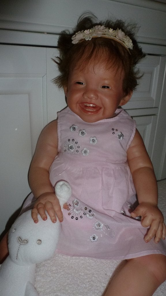 Melody Toddler, Ophalen of Verzenden, Zo goed als nieuw, Pop, Levensecht of Reborn