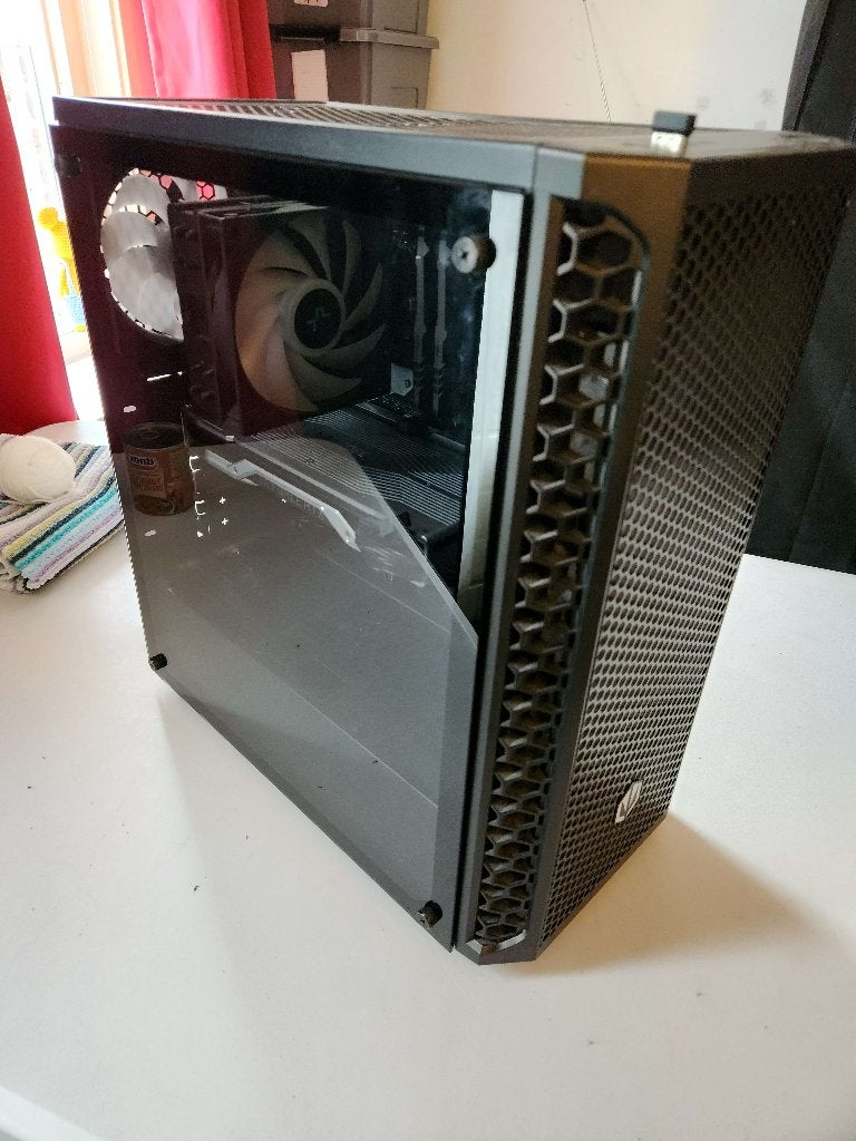 Epic game computer, Computers en Software, Desktop Pc's, 5 TB, 2 tot 3 Ghz, 32 GB, Ophalen of Verzenden