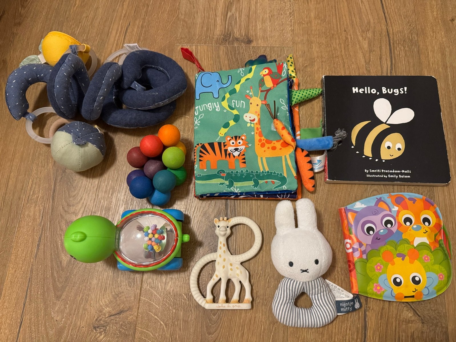 Baby speelgoed pakket: rammelaars, boeken, bijtring en meer, Ophalen of Verzenden, Gebruikt, Overige typen, Met geluid