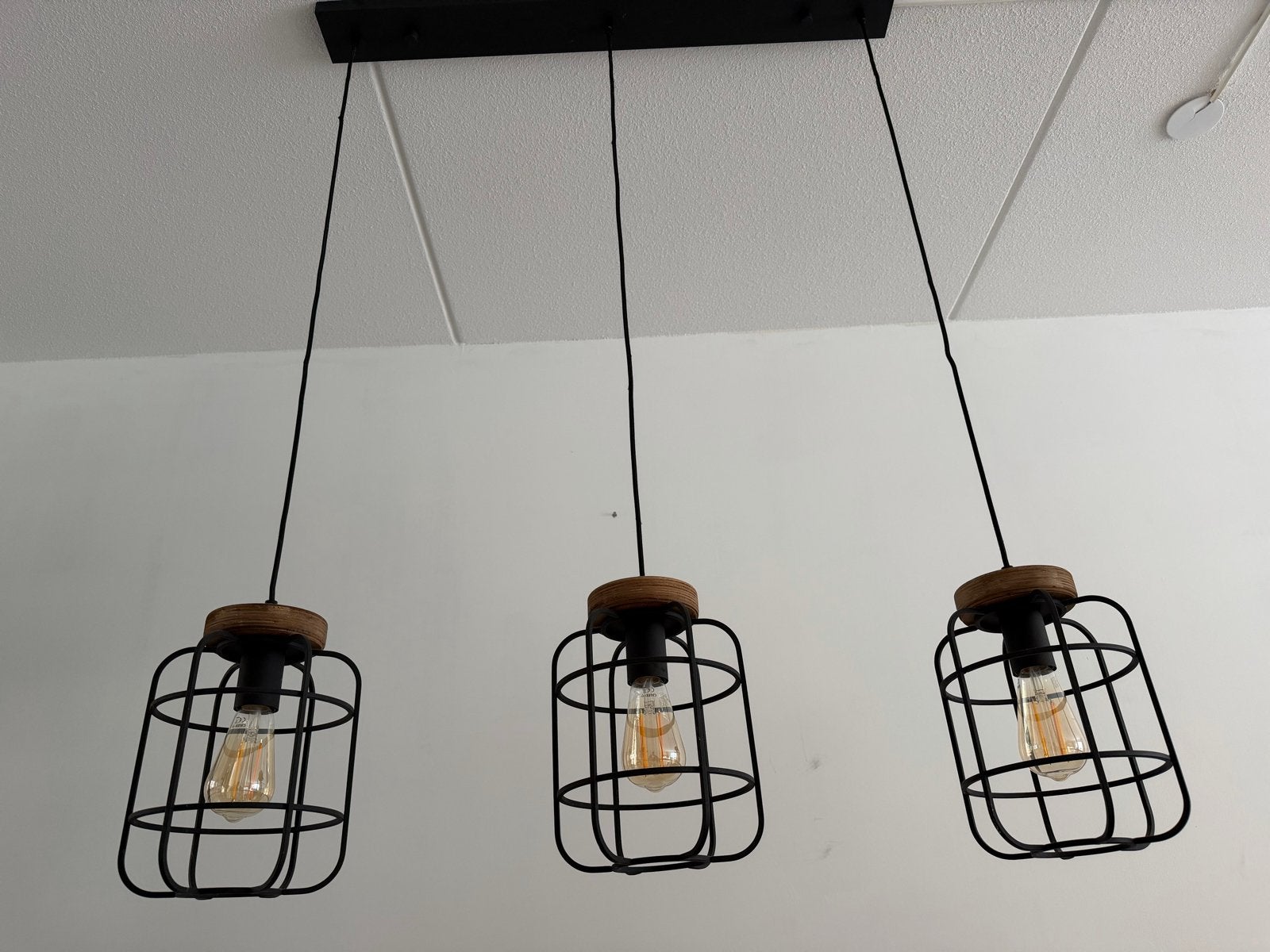 Industriële hanglamp met 3 kooien en houten accenten, Ophalen, Gebruikt, Metaal, E27 (groot)