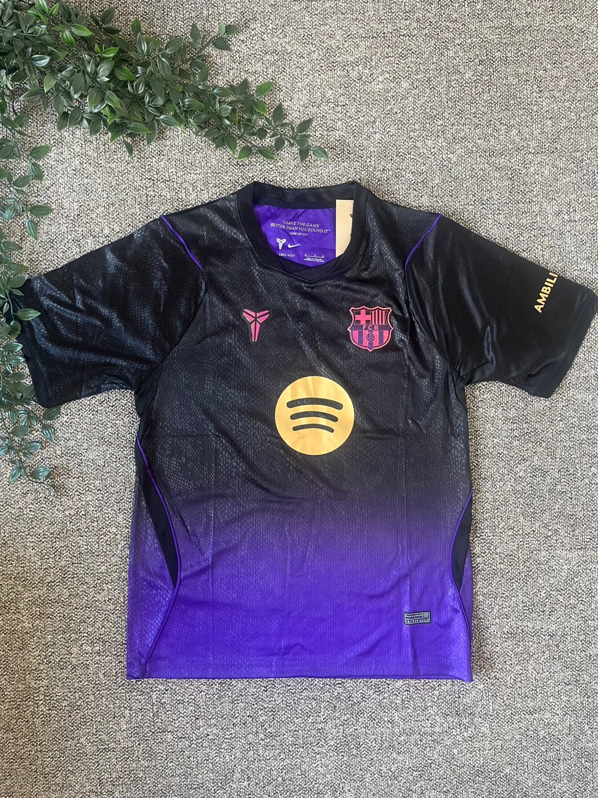 FC Barcelona 2026/27 uitshirt Lamine Yamal #10, Ophalen of Verzenden, Zo goed als nieuw, Shirt