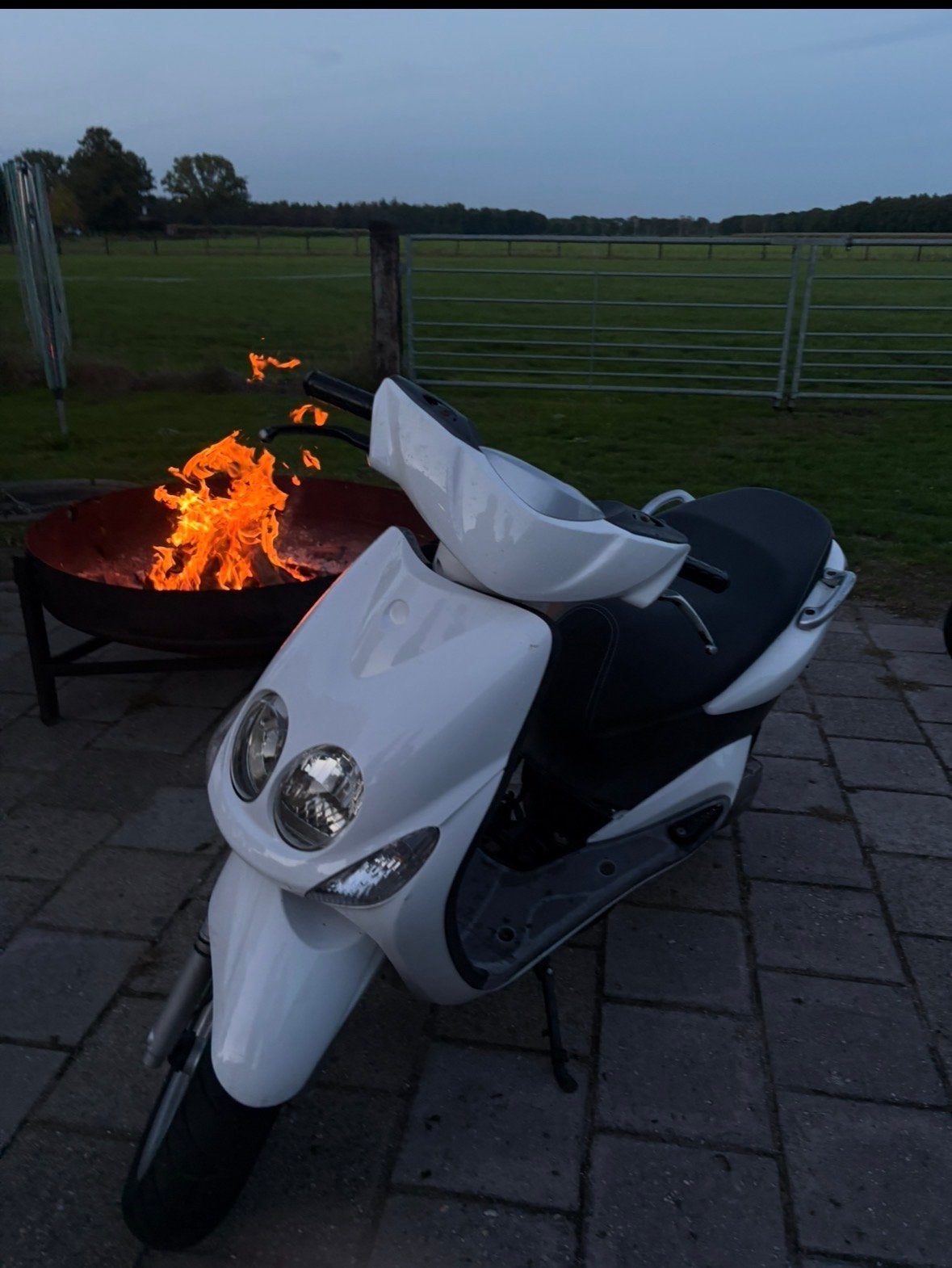 Yamaha neos geen kenteken, Fietsen en Brommers, Ophalen of Verzenden, Gebruikt, Benzine, Yamaha