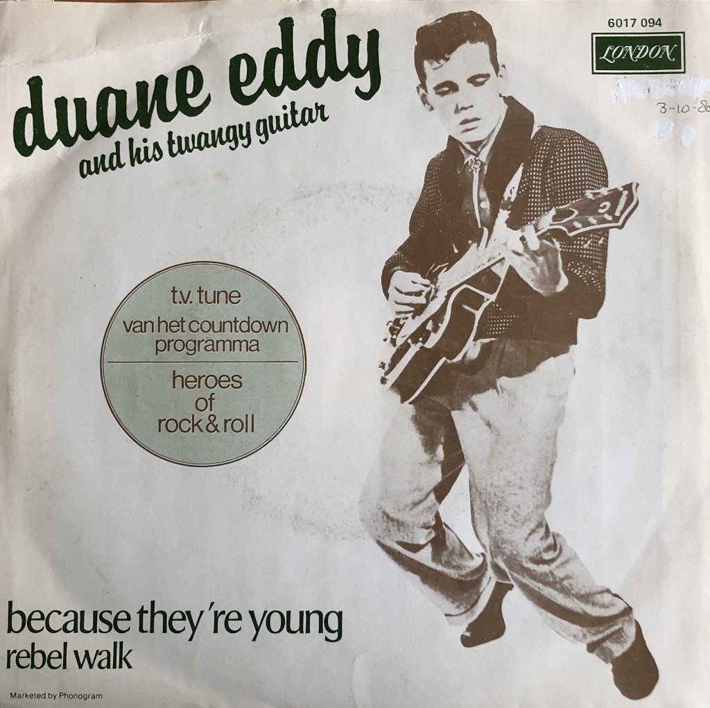 1980   Duane Eddy and  Twangy Guitar	  Because They're Young, Cd's en Dvd's, Fotohoes, 7 inch, Ophalen of Verzenden, Zo goed als nieuw