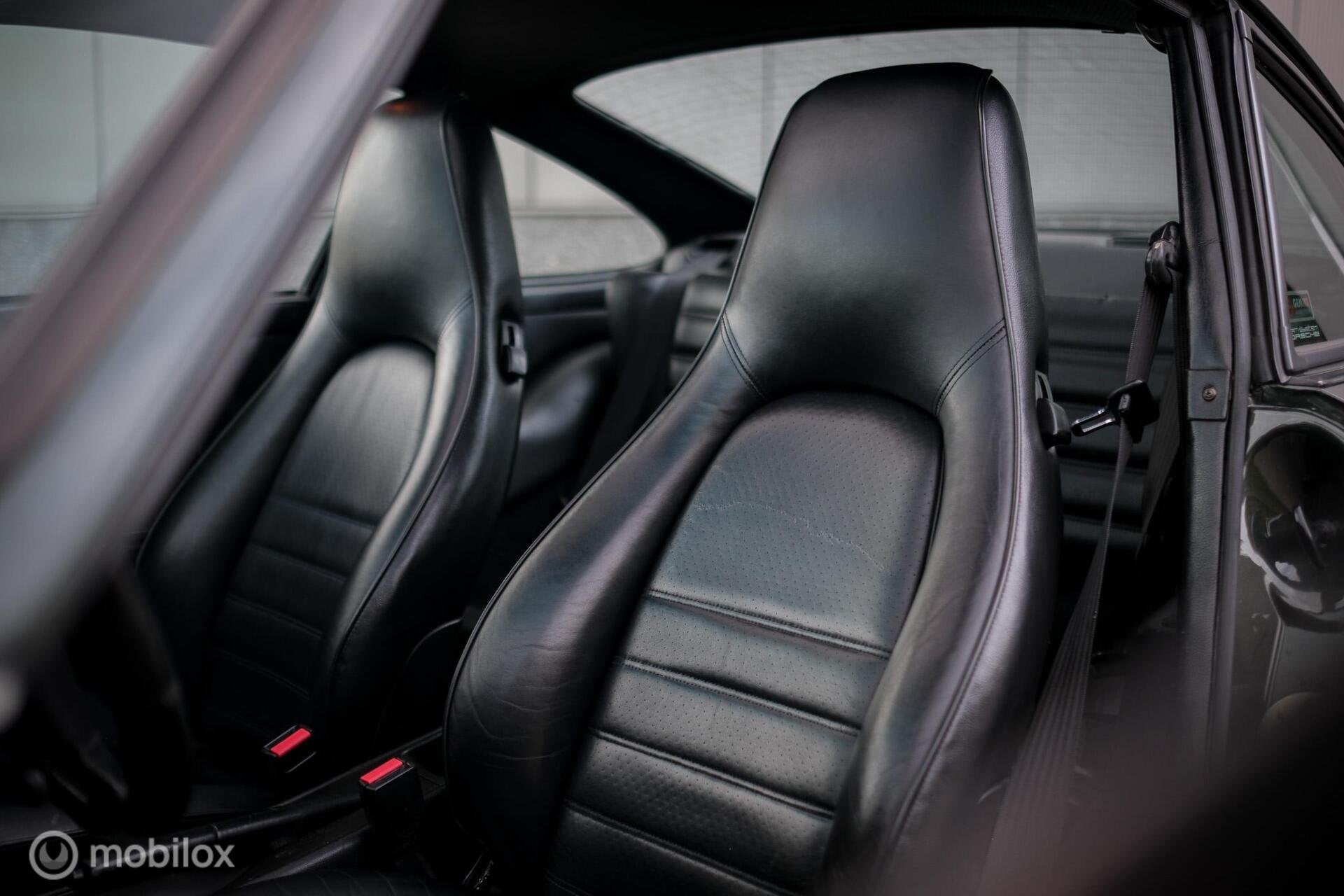 Porsche 911 Carrera 2 Coupe 3.6 | Oakgrün Metallic | 964 |, Automaat, Achterwielaandrijving, Gebruikt, Zwart