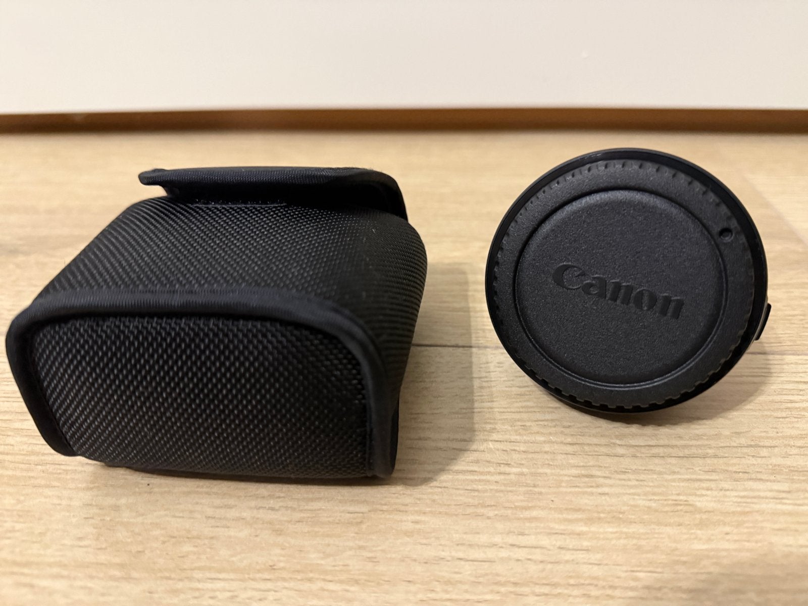Canon EF-EOS R Mount Adapter met tasje, Canon, Beschermhoes/tas, Canon RF, Ophalen of Verzenden